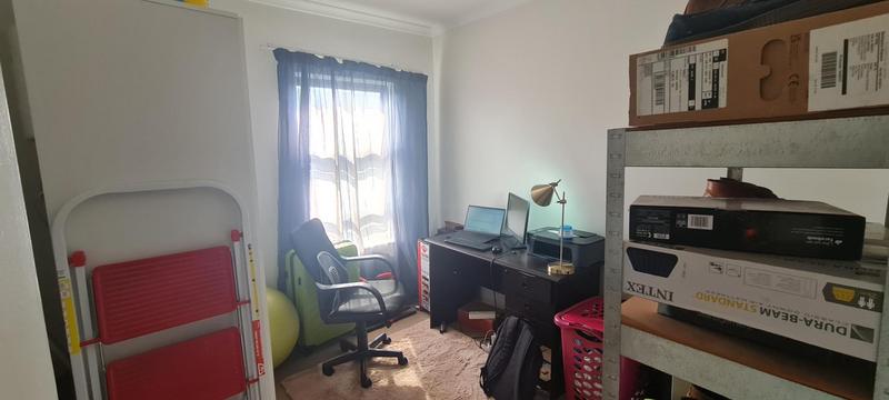 2 Bedroom Property for Sale in Burgundy Estate Western Cape